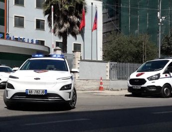 Durrës – Vihen në pranga 3 shtetas, procedohen penalisht 2 të tjerë