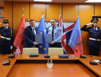 Policia e Shtetit/Investim dhe pajisje të fjalës së fundit të teknologjisë, i dhurohen Policisë së Shtetit, nga Zyra e Operacioneve Ndërkombëtare e Ministrisë së Brendshme të Britanisë së Madhe