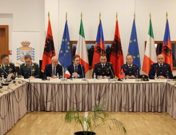 Policia e Shtetit dhe partnerët italianë, konferencë për luftën e përbashkët kundër kanabisit, gjatë vitit 2025