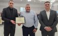 Drejtori i Përgjithshëm Ilir Proda i akordon “Certifikatë për Shërbime të Dalluara”, inspektorit Marsel Bicja