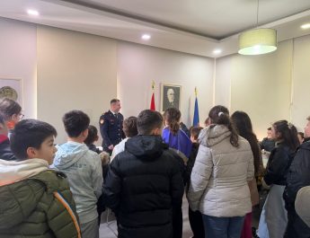 Drejtoria Vendore e Policisë Vlorë mirëpriti në ambientet e saj nxënës nga disa shkolla të qarkut Vlorë