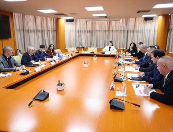 Policia shqiptare forcon bashkëpunimin me partnerët europianë, brenda platformës “EMPACT për Armët e Zjarrit”