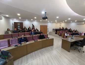 Shijak/Takim sensibilizues për koordinimin e masave me qëllim parandalimin e kultivimit të bimëve narkotike