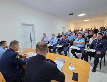 Drejtori i Përgjithshëm Skender Hita, takim me strukturat e Komisariatit të Policisë Sarandë