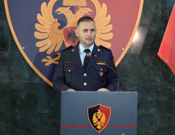 Drejtori i Përgjithshëm Skender Hita, konferencë për shtyp