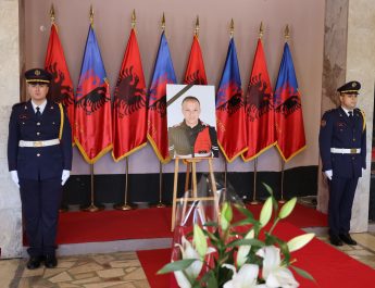 Pogradec/Homazhe në nderim të Dëshmorit të Atdheut ENEA MEKOLLI
