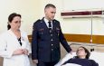 Drejtori i Përgjithshëm viziton sërish në Spitalin e Traumës, efektivët e dëmtuar gjatë tubimit