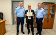 Dibër/Drejtori i Përgjithshëm Skender Hita vlerëson me Certifikatën e Karrierës, Inspektor Osman Jonuzin