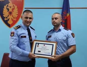 DVP Fier/Drejtori i Përgjithshëm Skender Hita vlerëson punonjësit e Policisë Fier
